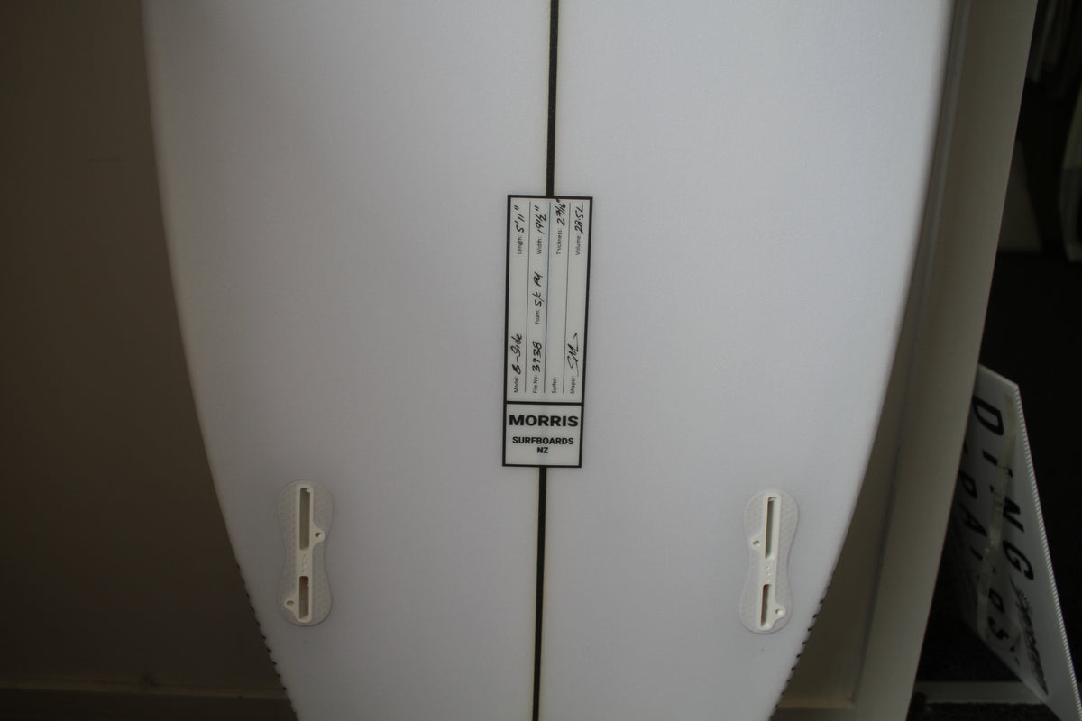 5'11 'B-Side' Shortboard